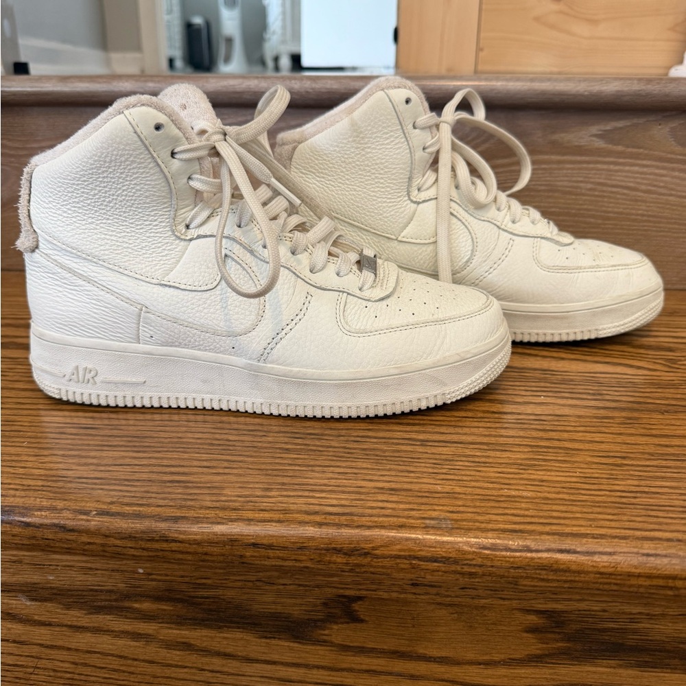 Nike Air Force 1 High-Tops in Off-White